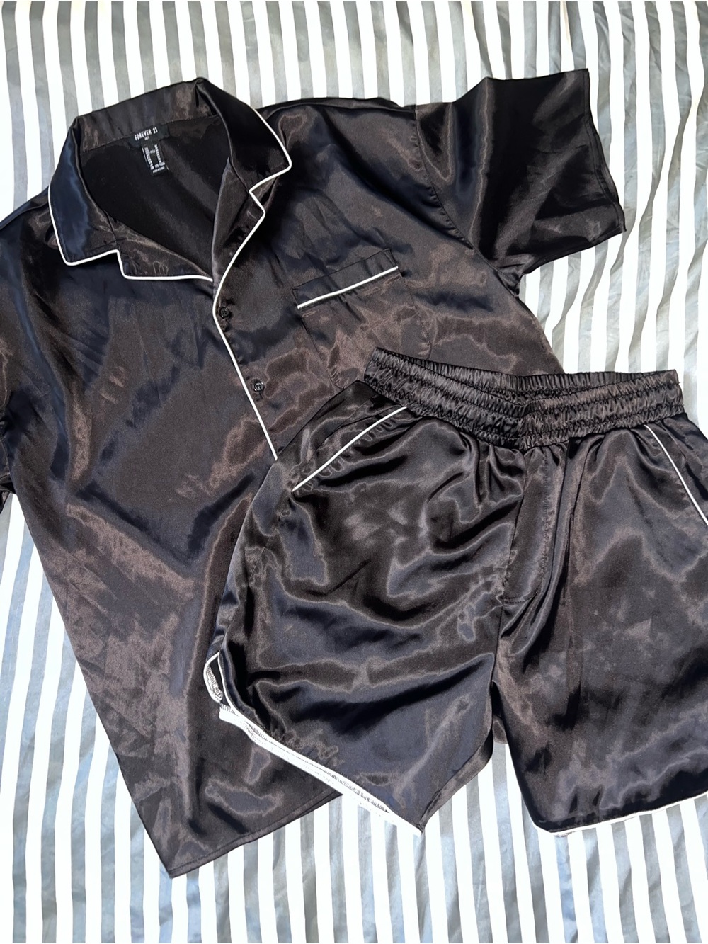 Forever 21 Black Satin Short Pajama Set with White Piping